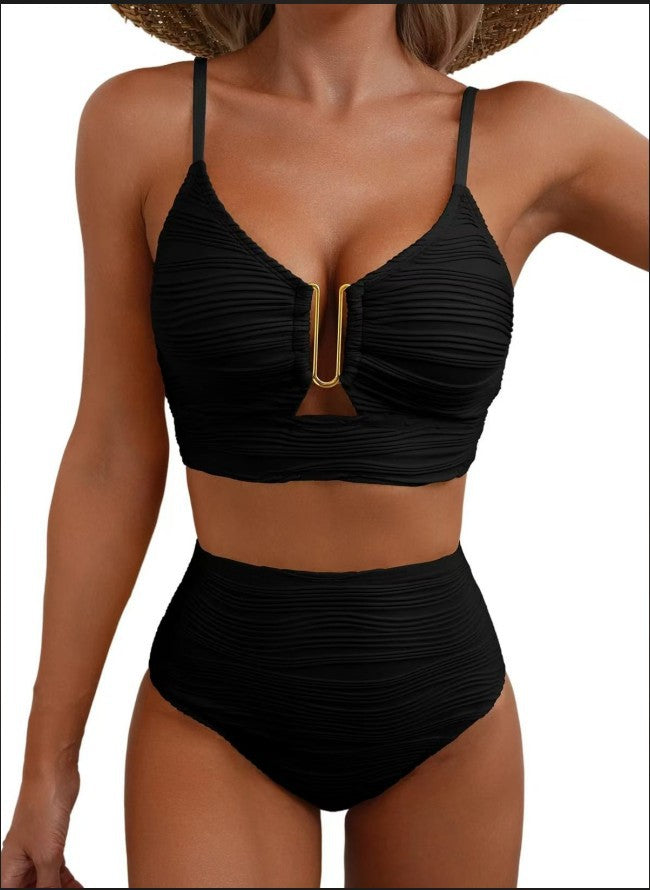 Dame Højtaljet Bikini-Sæt med raffineret Cut-Out og moderigtigt Rynkedetalje Stilla