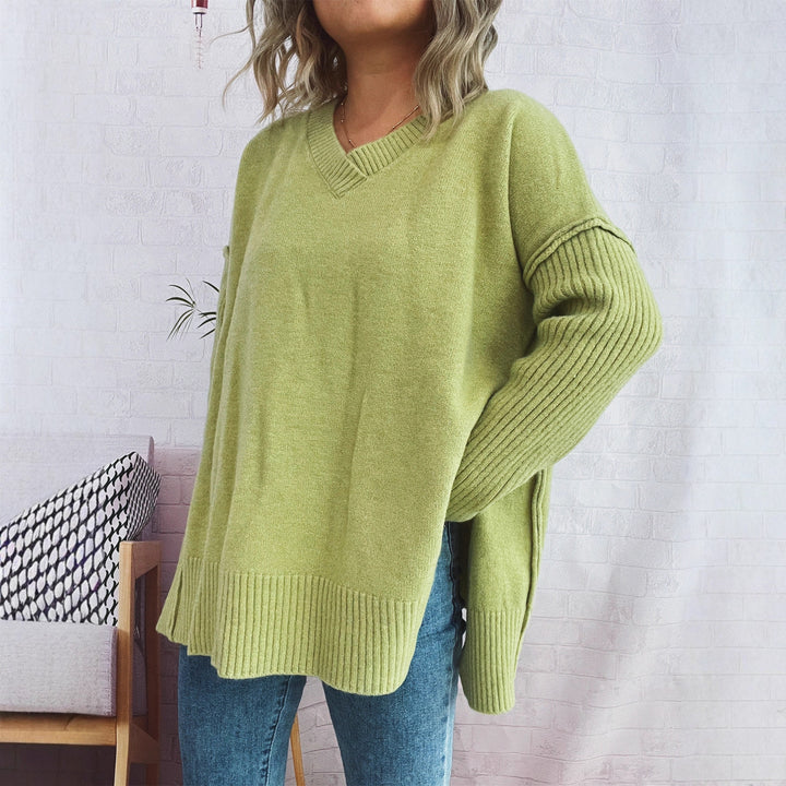 Kvinders V-hals sweater med teksturerede ærmer og løs pasform Stilla
