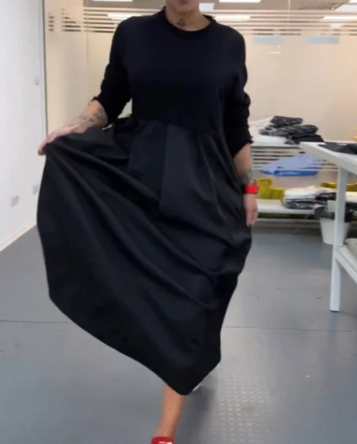 Damer nan Oversize-maxikjole med dyb pasform og sideindsatser Skovae