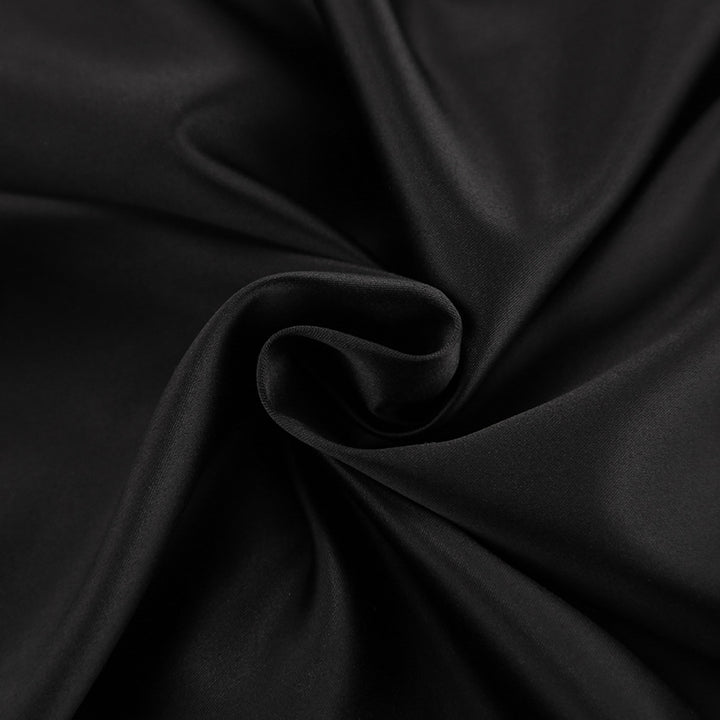 Dame elegant rufflebluse i høj kvalitet satin med fint V-halsudskæring Stilla
