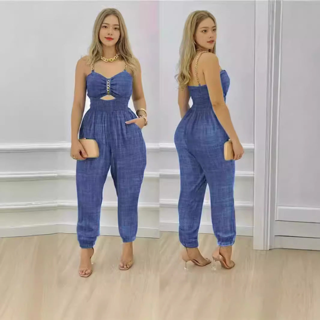 Dame mode jumpsuit med cut-out og tynde stropper Skovae