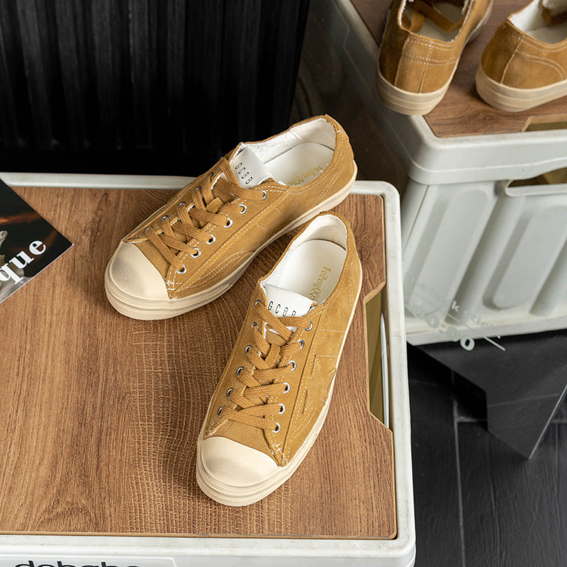 Dame Sneakers lavet af kvalitets ruskind med behagelig dæmpning og klassisk design Stilla