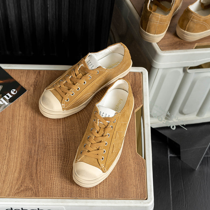 Dame Sneakers lavet af kvalitets ruskind med behagelig dæmpning og klassisk design Stilla