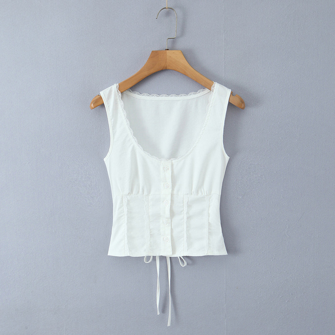 Dame Crop-Top med både raffineret knapdesign og sarte spidsdetaljer Stilla