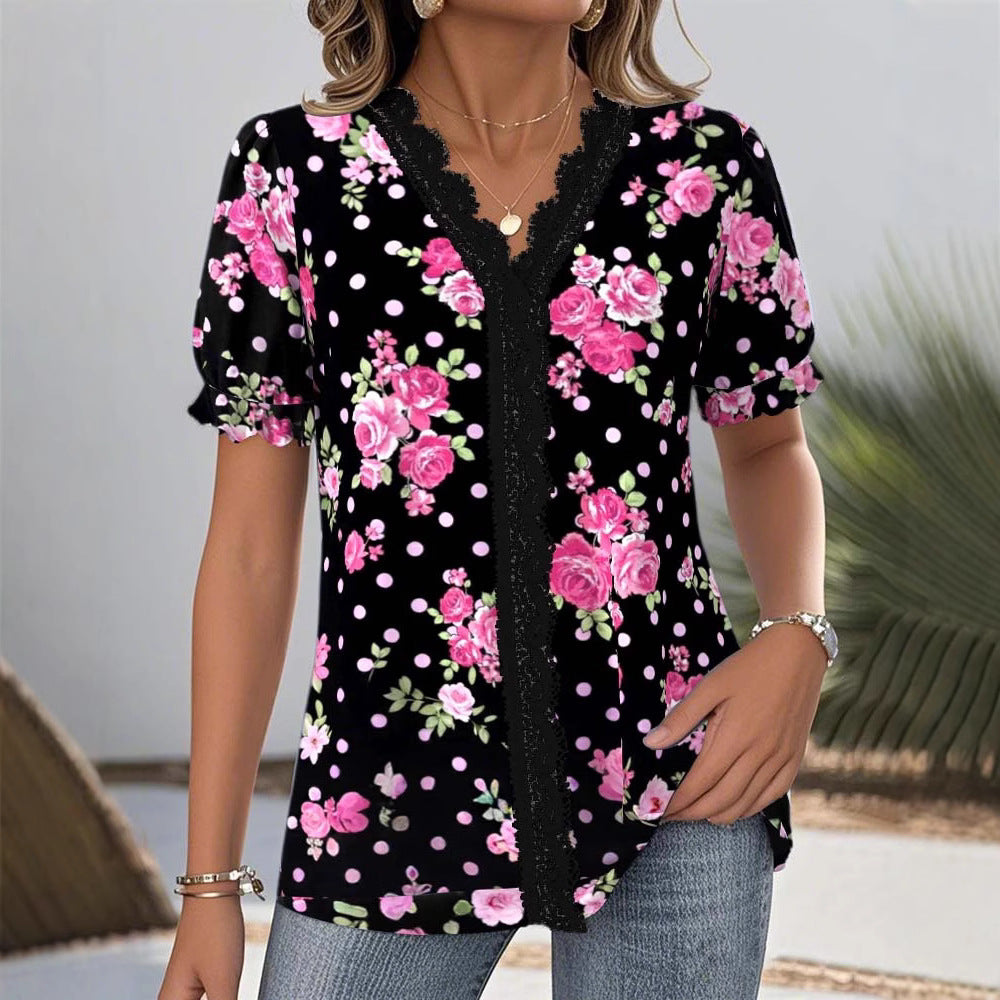 Damebluse med blomsterdesign og raffineret spidsdetalje Stilla
