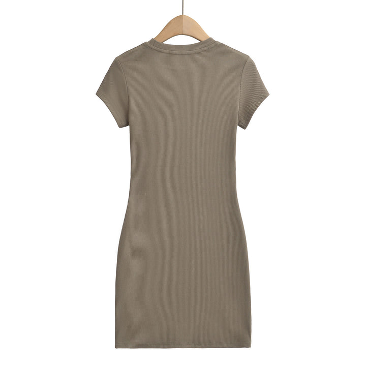 Dame figursyet T-shirt kjole lavet af kvalitets stretchmateriale med kort ærme Stilla