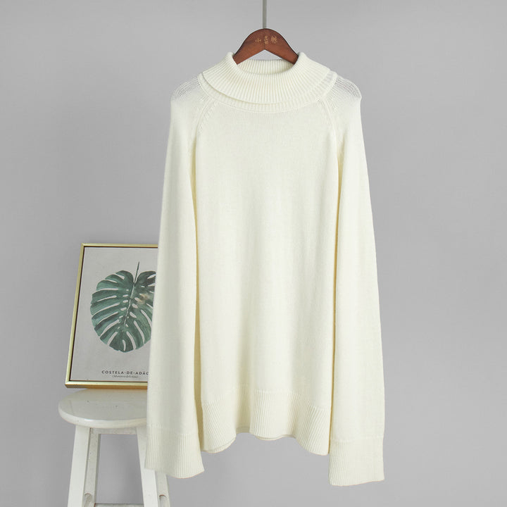 Kvinders hyggelige turtleneck sweater lavet af fin strik materiale Stilla