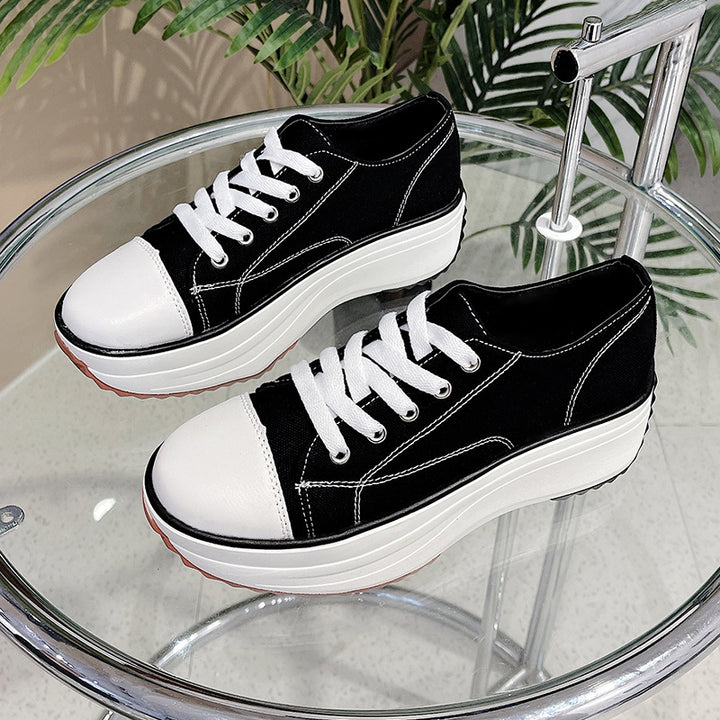 Dame Plateau-sneaker i høj kvalitet af lærred med moderigtigt kontrastdesign Stilla