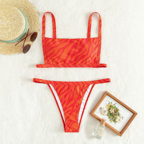 Dame bikini-sæt med sporty crop-top og højt skåret trusse Stilla