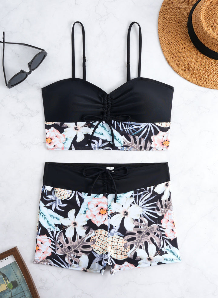 Dame bikini sæt med fashionable rynk og højtaljede shorts Skovae