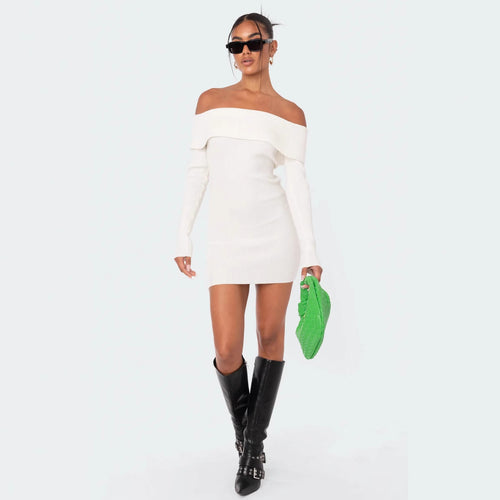 Damer Off-Shoulder Strikkjole med figursyet snit og ribbedetaljer Skovae