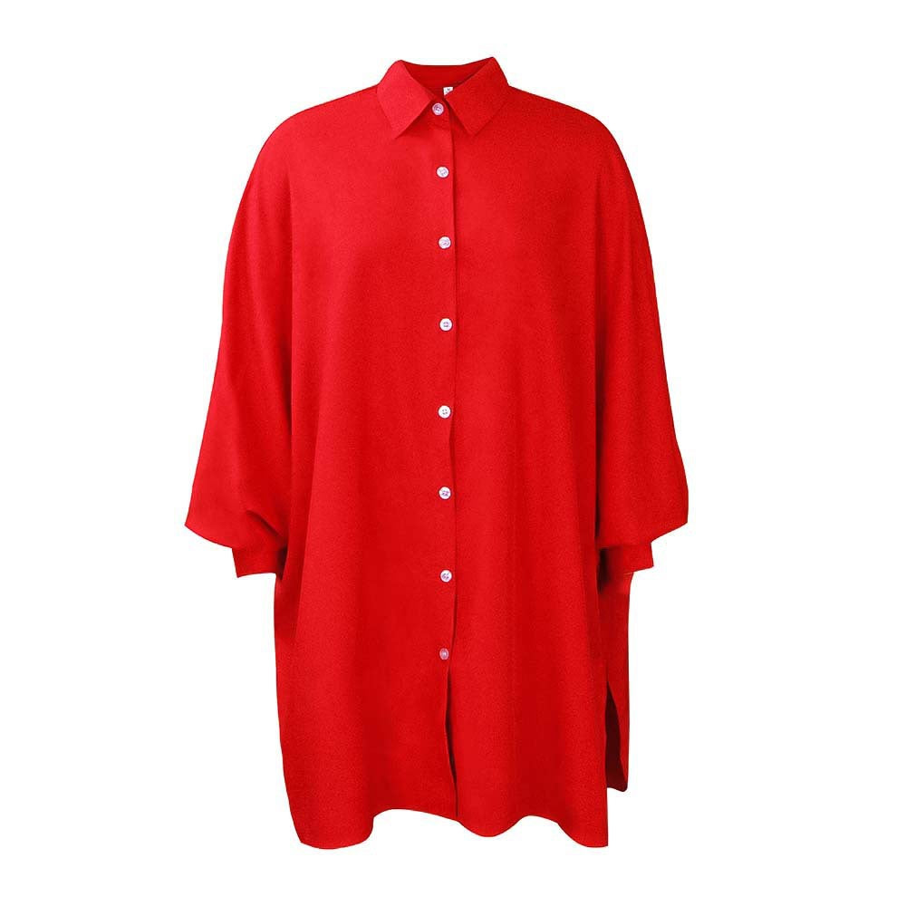 Damebluse med oversized skæring og elegante knapper Stilla
