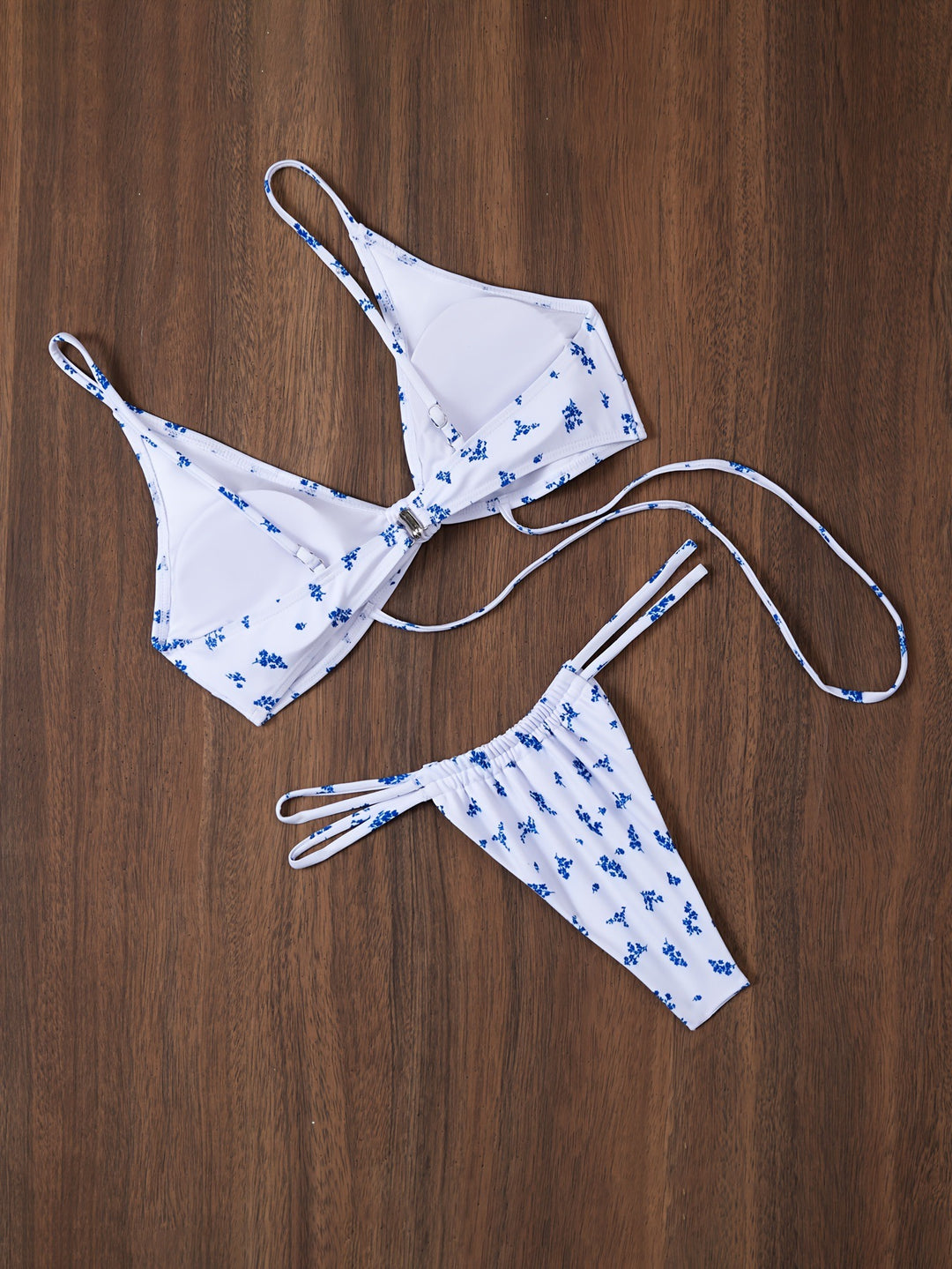 Dame Triangel-Bikini med blomsterdetaljer og justerbare stropper Stilla