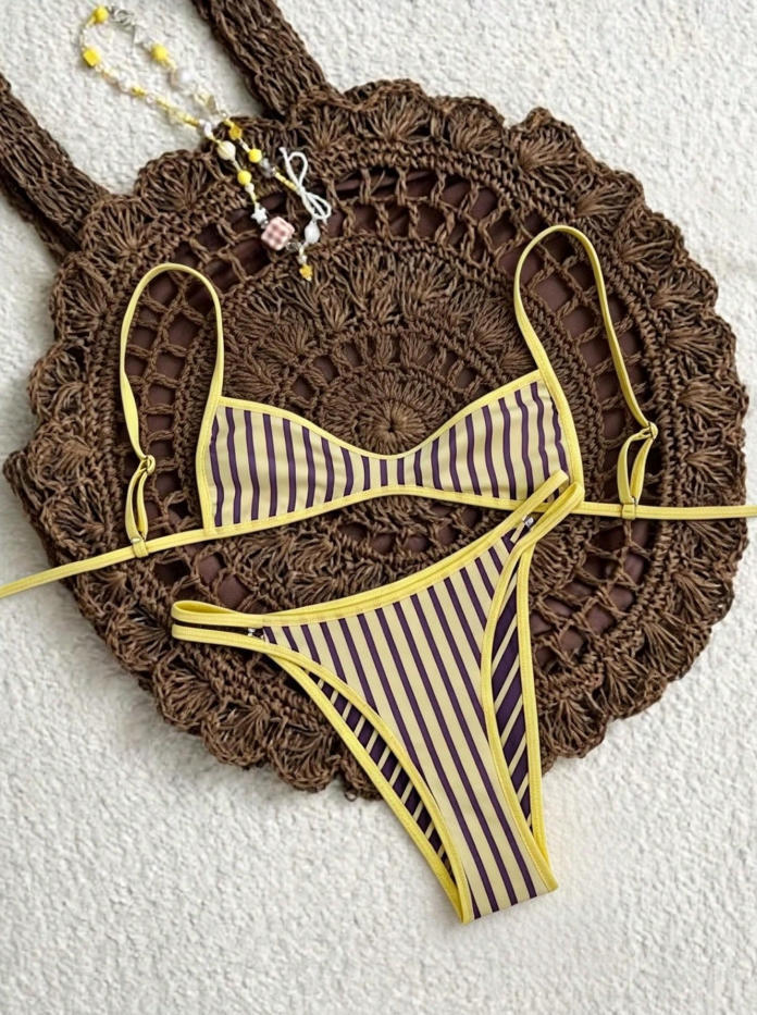 Dame Zweisdelig Bikini med elegant stribemuster Skovae