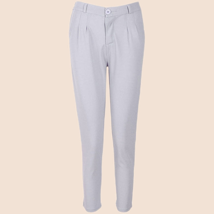 Kvindernes elegante chino bukser med plisseringer og høje lommer