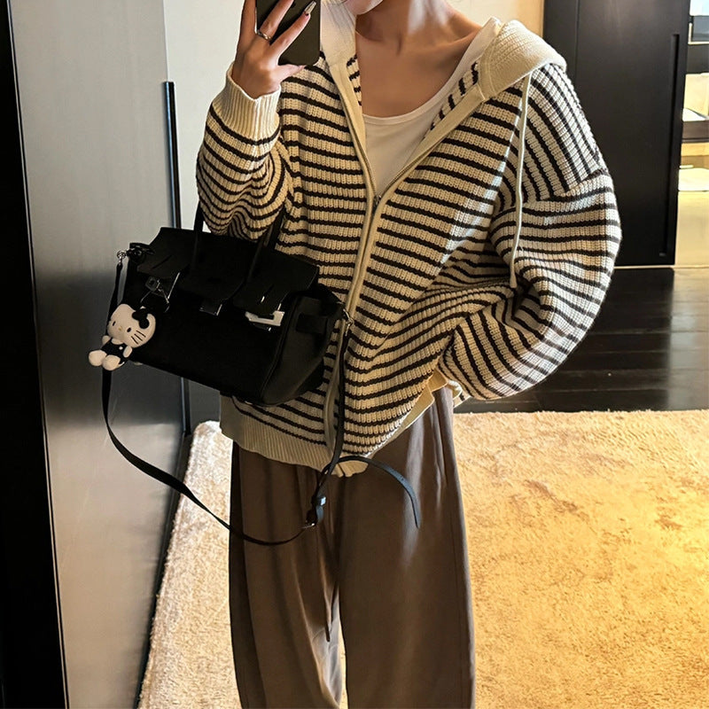 Kvinders oversized cardigan med lynlås og hætte Stilla