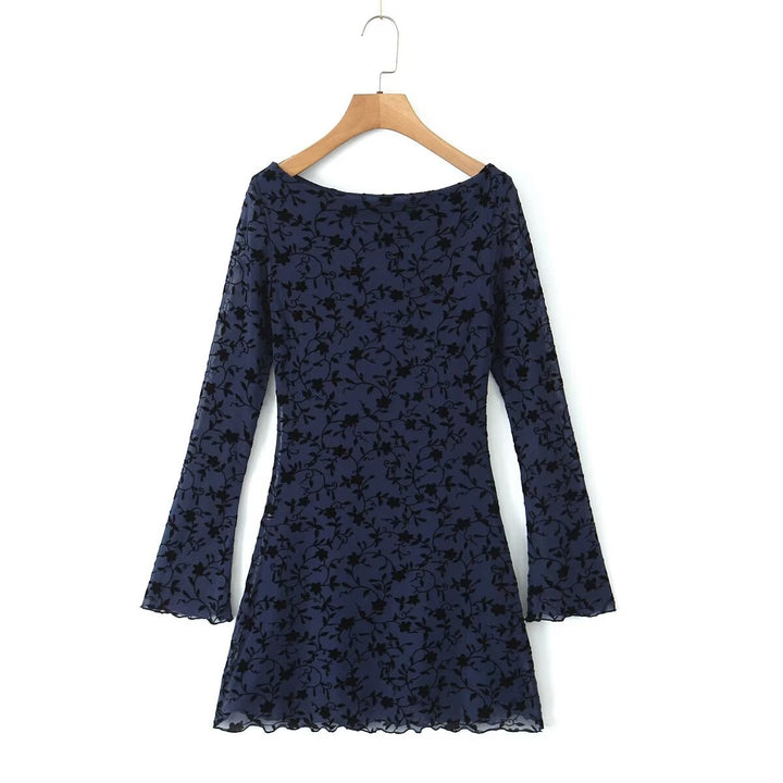Dame blomsterkjole med elegante flæser og fint blondekant Stilla