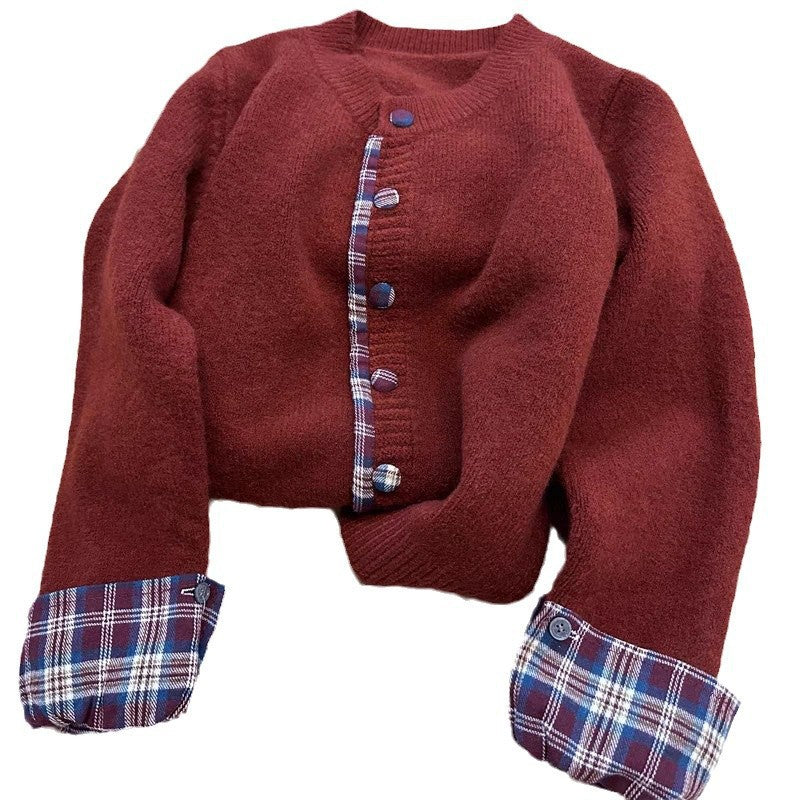 Dame cardigan med ternet mønster og elegante knapdetaljer Stilla