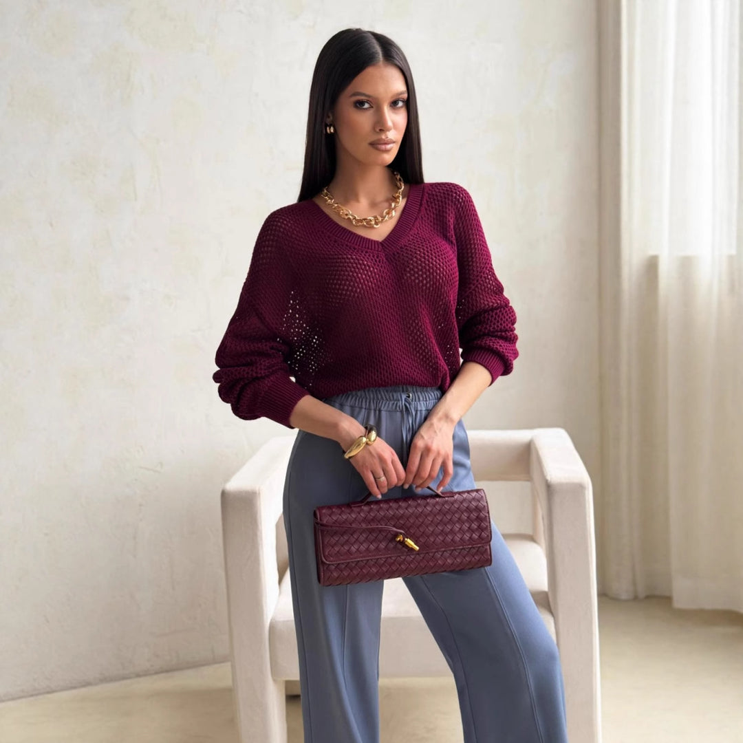 Kvinders strikket sweater med luftig struktur og V-hals Stilla
