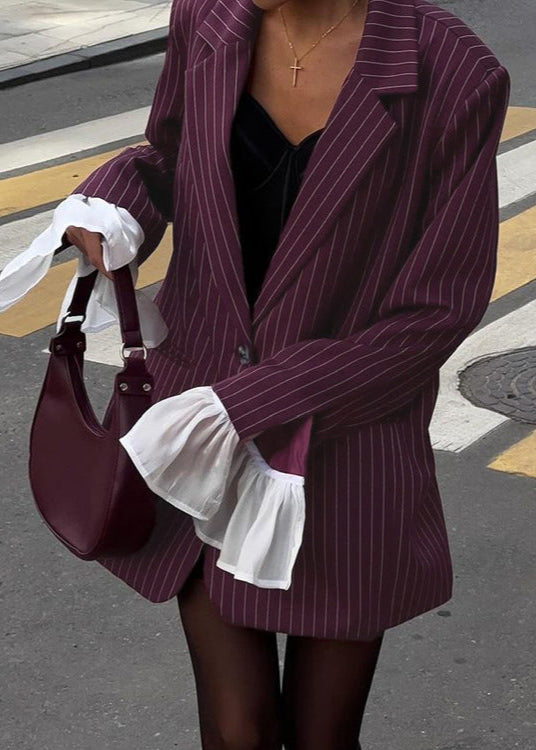 Stilla | Nålstribe Blazer med statement ærmer