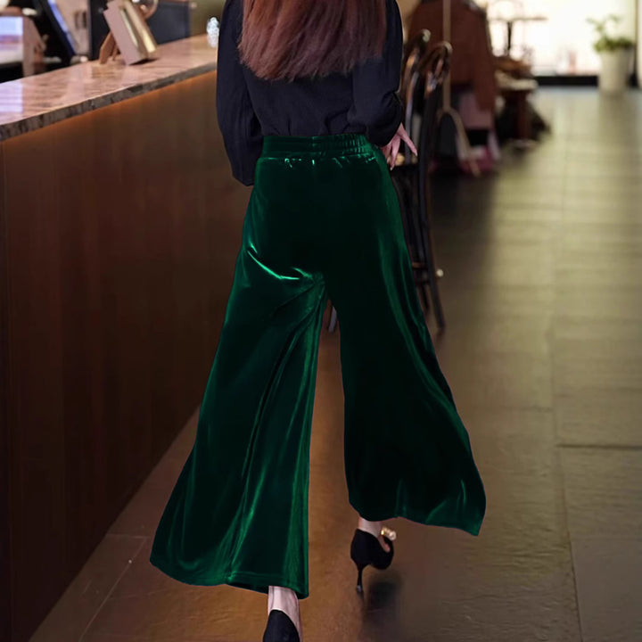 Dame elegant flared bukser lavet af luksuriøs velour Stilla