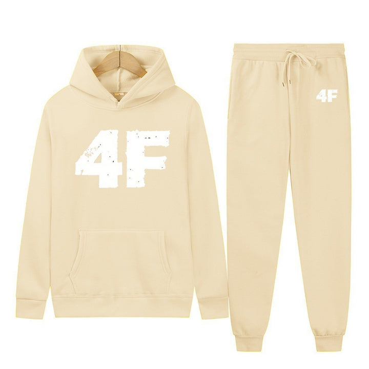 Kvinders hoodie og joggers sæt med sporty komfort Skovae