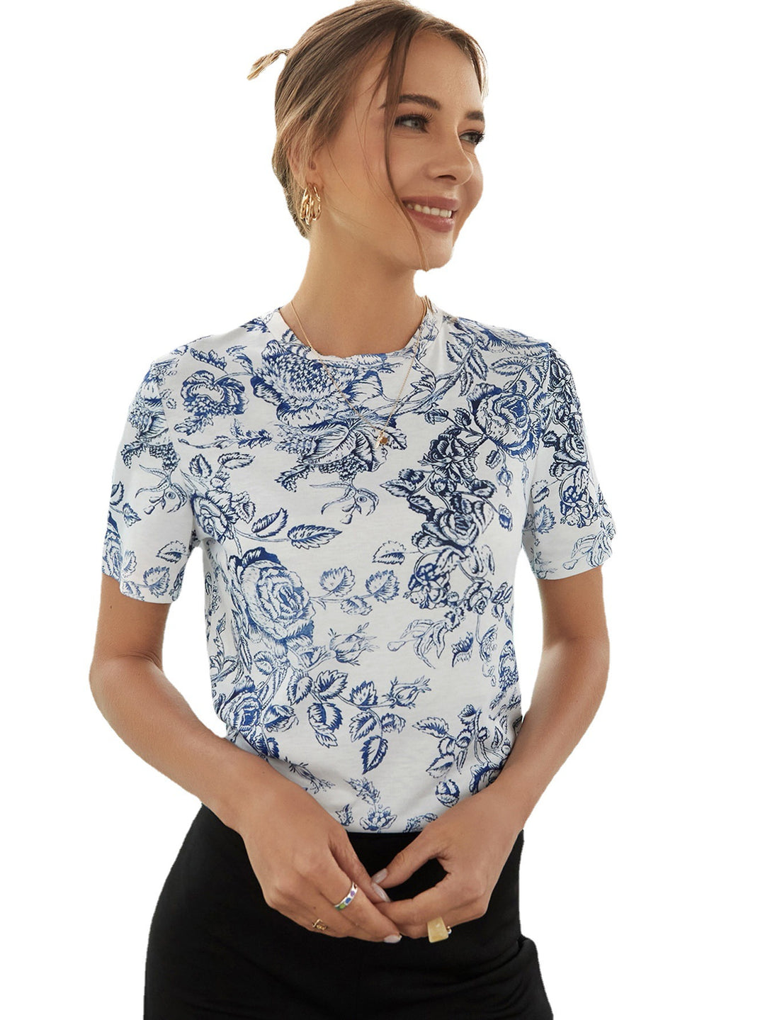 Dame T-shirt med floralsk print og let tekstur Stilla