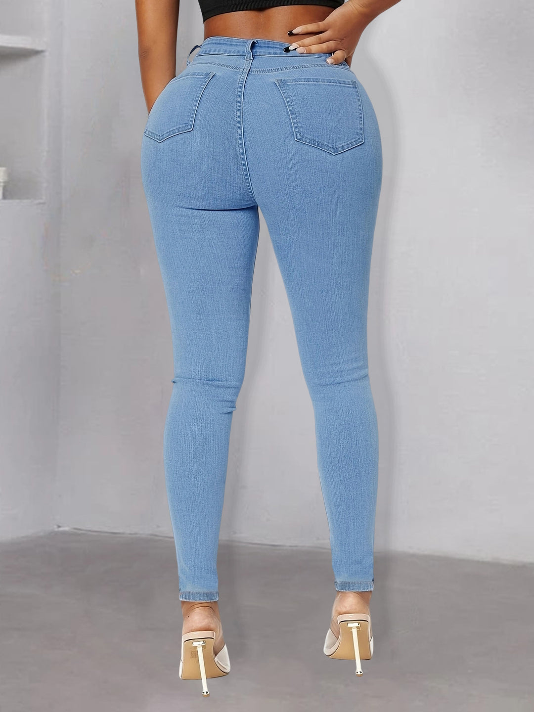 Dame Skinny Jeans med dekorative perleudsmykninger og moderne revnedetaljer Stilla