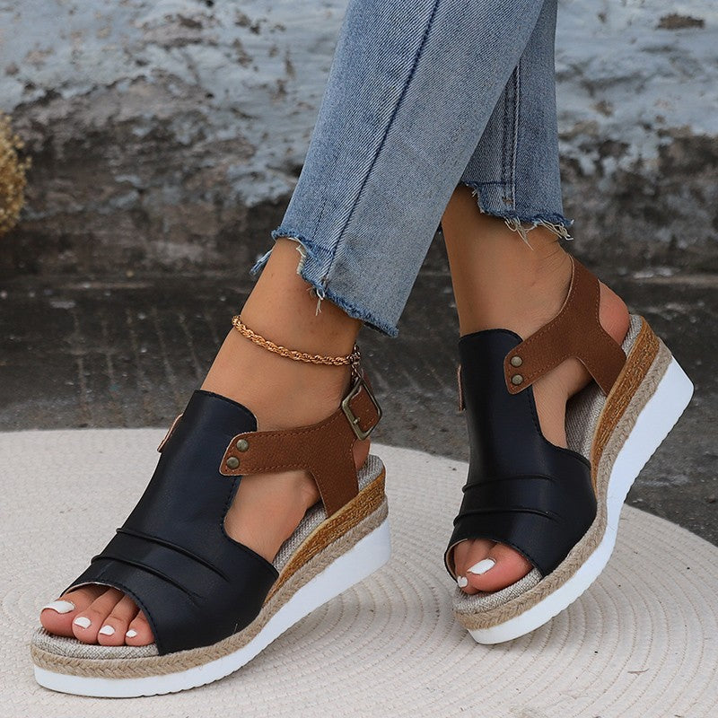 Dame kile-sandaler med elastisk design og læderdetaljer Stilla