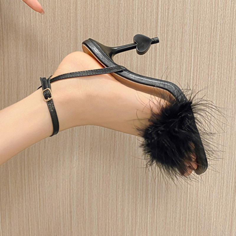 Dame High Heel Sandaler med elegante fjerdetaljer og hjerter Stilla
