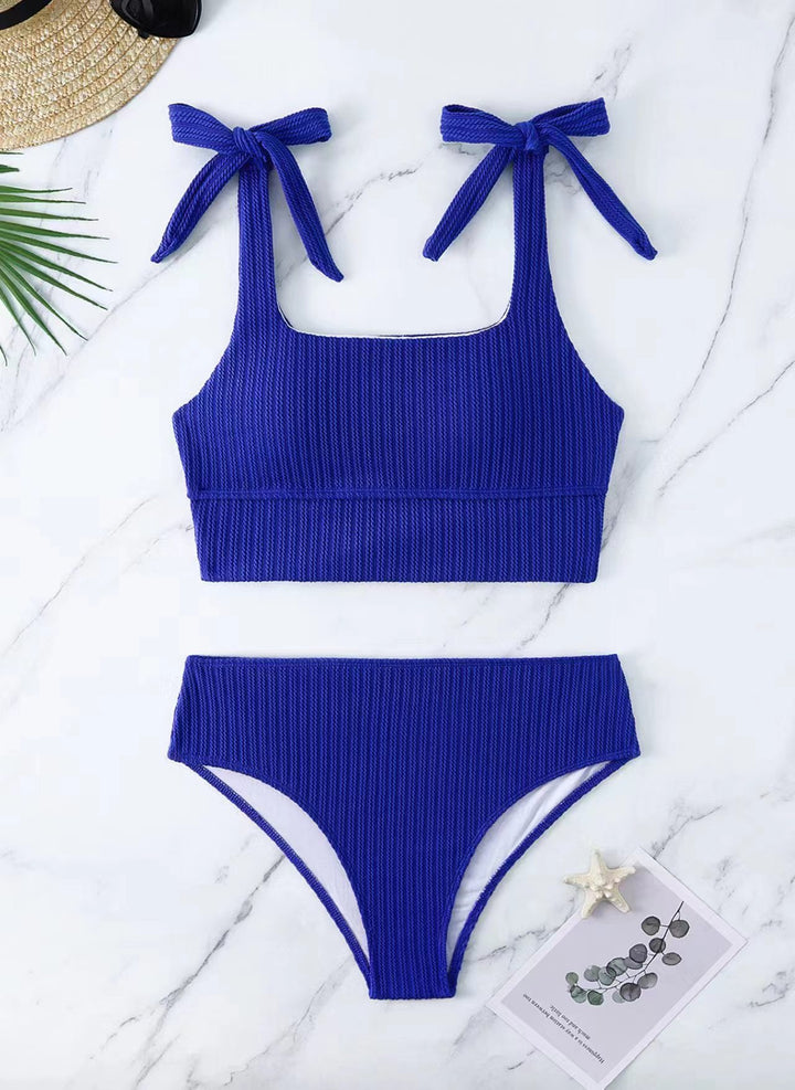 Dame bikini-sæt med trendy ribdesign og justerbare bindesnore Skovae