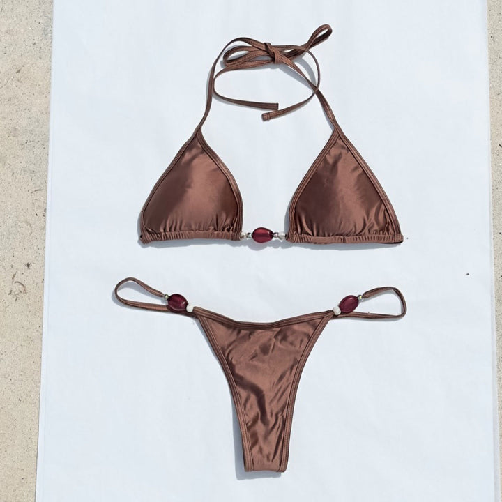 Dame bikini sæt med justerbar top og moderigtige accenter Stilla