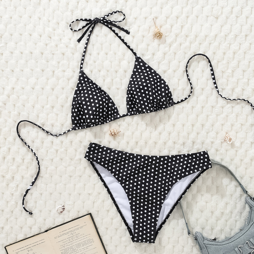 Dame triangel-bikini med justerbar halter og moderne prikkedesign Skovae
