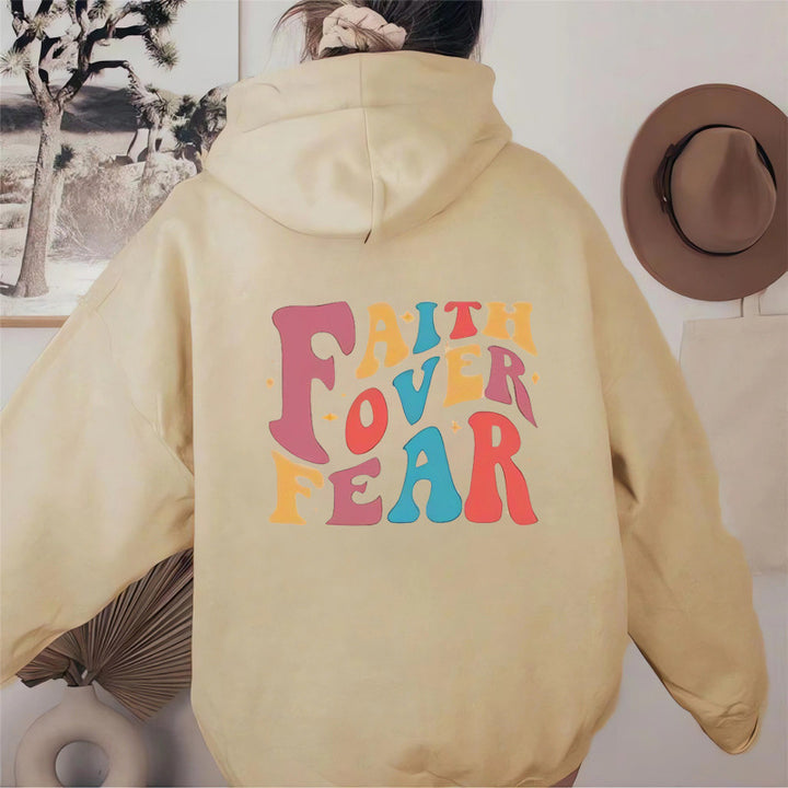 Kvinder hoodie med kreativ tekst og blødt indre fleece Skovae