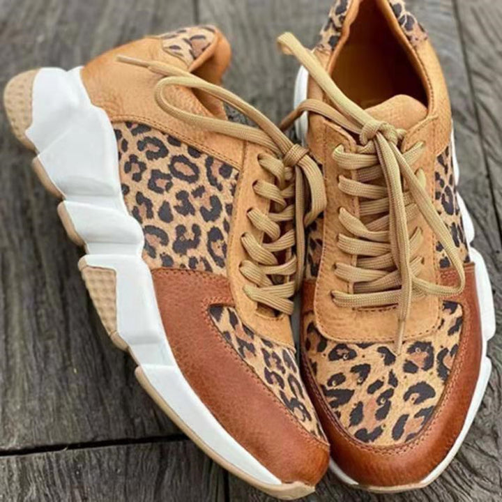 Dame Sporty Sneakers med markant leopardmønster og skridsikker sål Stilla