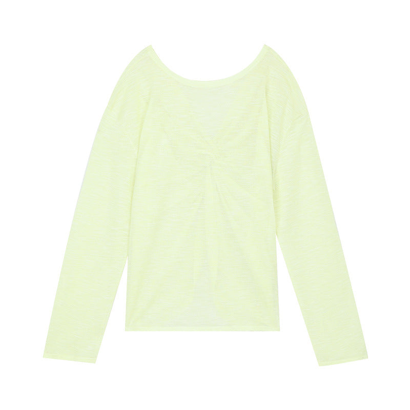 Dame langærmet oversized T-shirt med elegant rund halsudskæring og fint struktureret overflade Stilla