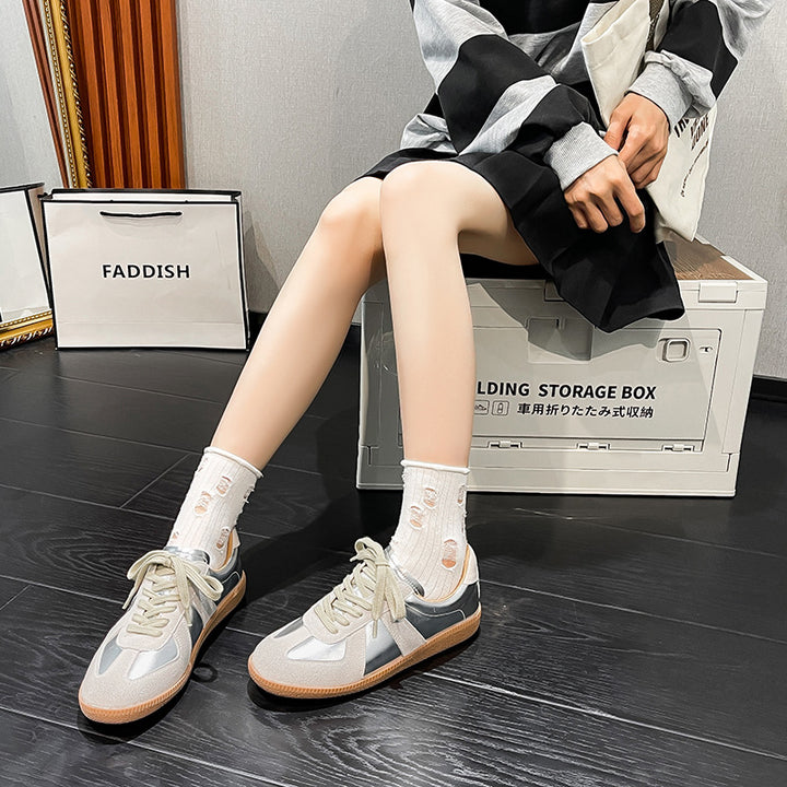 Dame Sneakers med reflekterende overmateriale og skridsikker gummisål Stilla