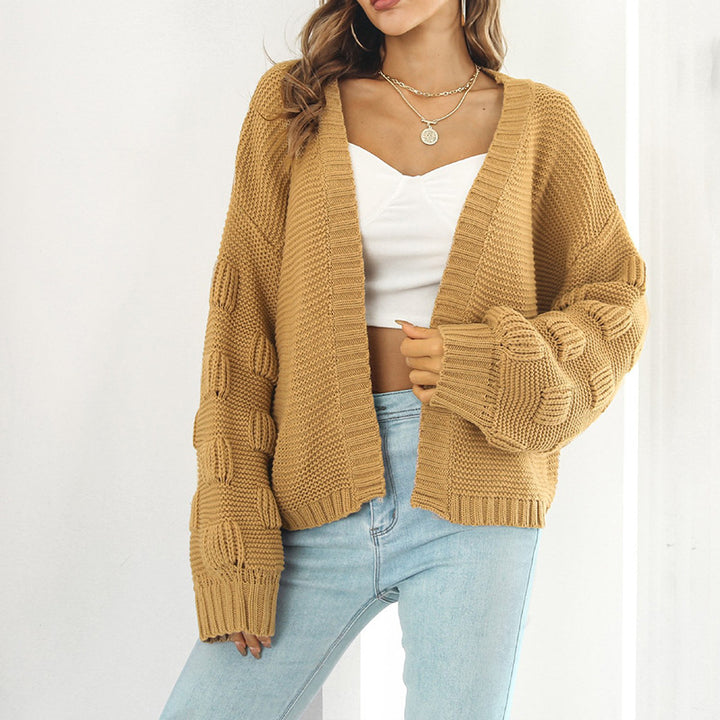 Femme Chunky-strik-cardigan med unikke strukturerede ærmer Stilla