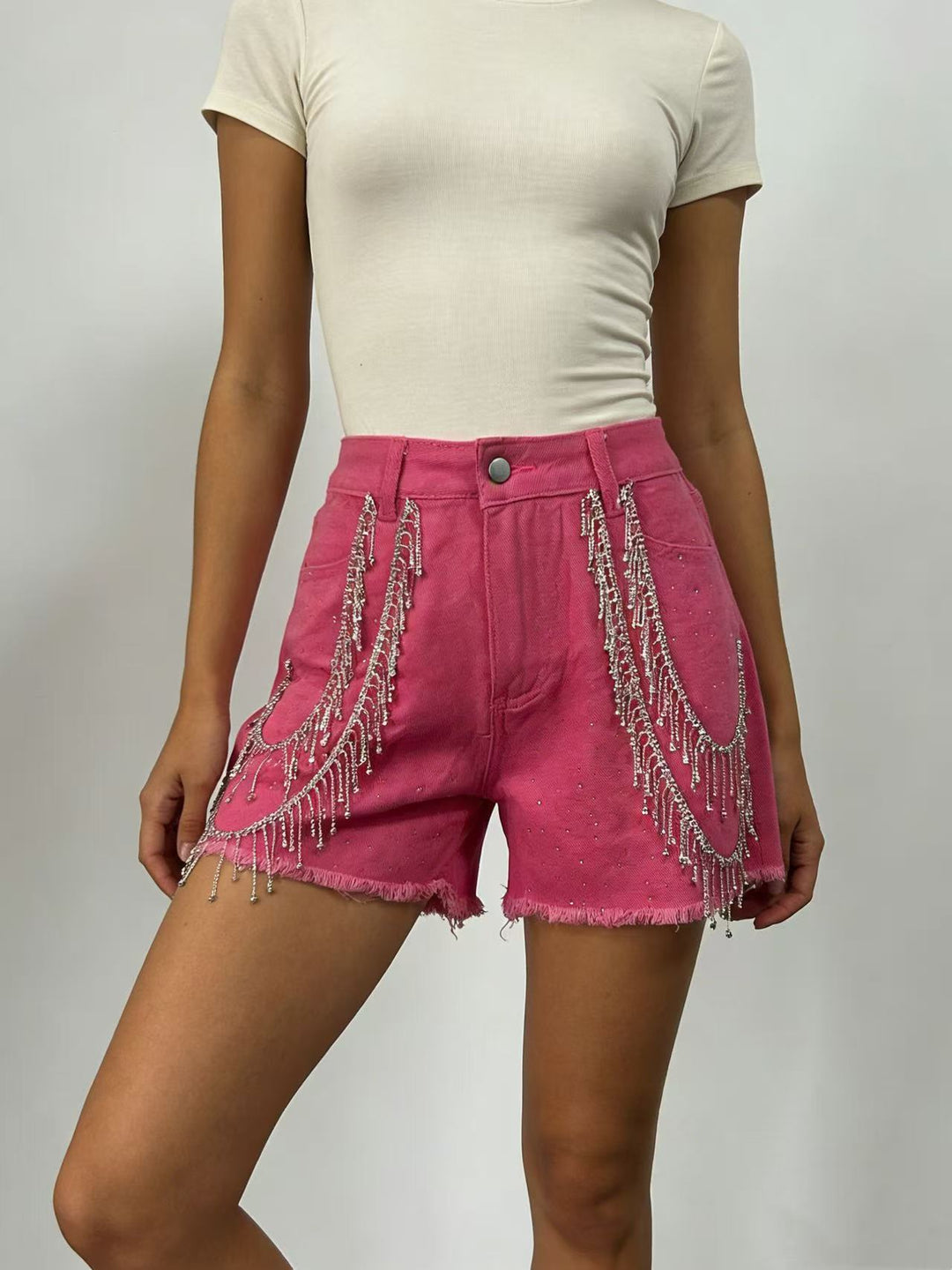 Dame Designer Denim-shorts med trendy kædeudsmykninger Skovae