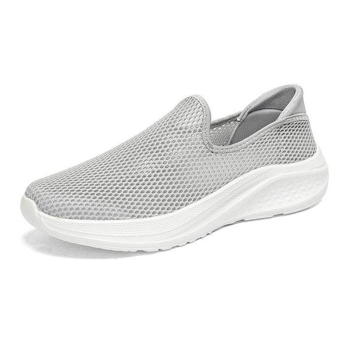 Herrer nan åndbar net-sportsko med slip-on form og stødabsorberende sål Skovae