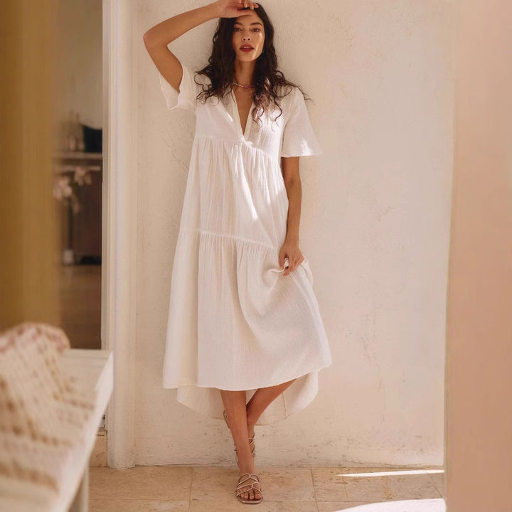 Dame sommerkjole med dyb v-udskæring og afslappet pasform Stilla