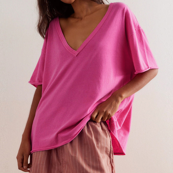 Dame oversized T-shirt med dyb V-udskæring og afslappet snit Stilla