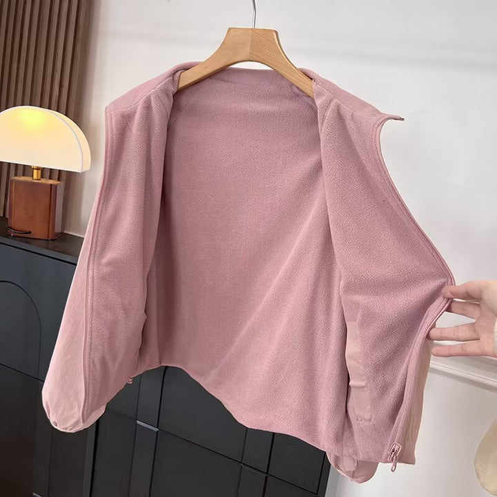 Damer Cozy Fleece Jakke med Høj Krave og Praktiske Lommer Stilla