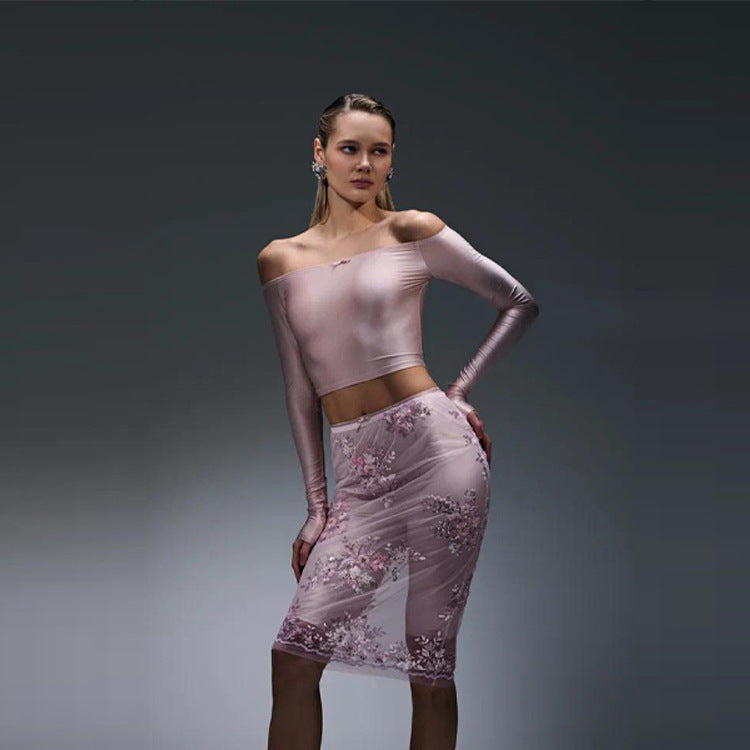 Dame elegant top med floral spidskant og peplum-design Skovae