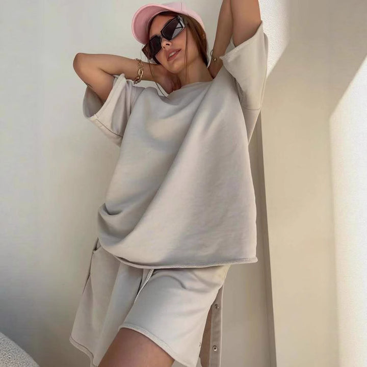 Kvinders afslappede top og shorts sæt med knapdetaljer Skovae