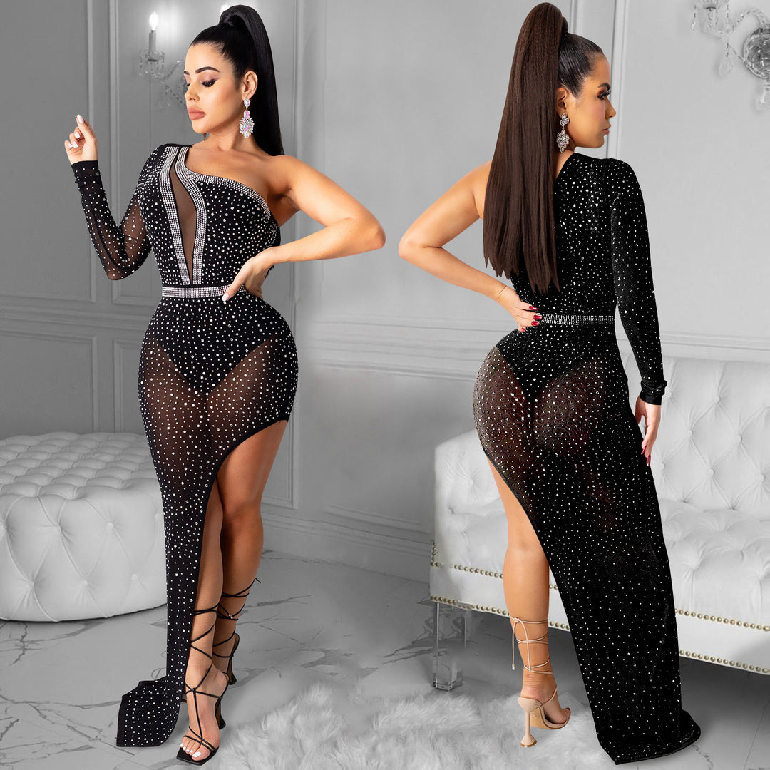 Dame Glamourøst Aftenkjole med asymmetrisk design og glitrende detaljer Stilla