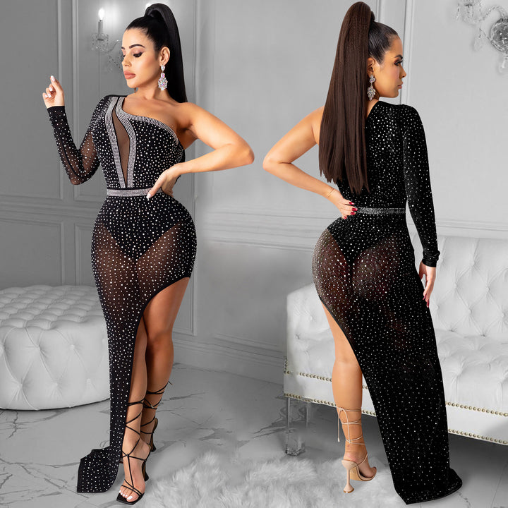 Dame Glamourøst Aftenkjole med asymmetrisk design og glitrende detaljer Stilla