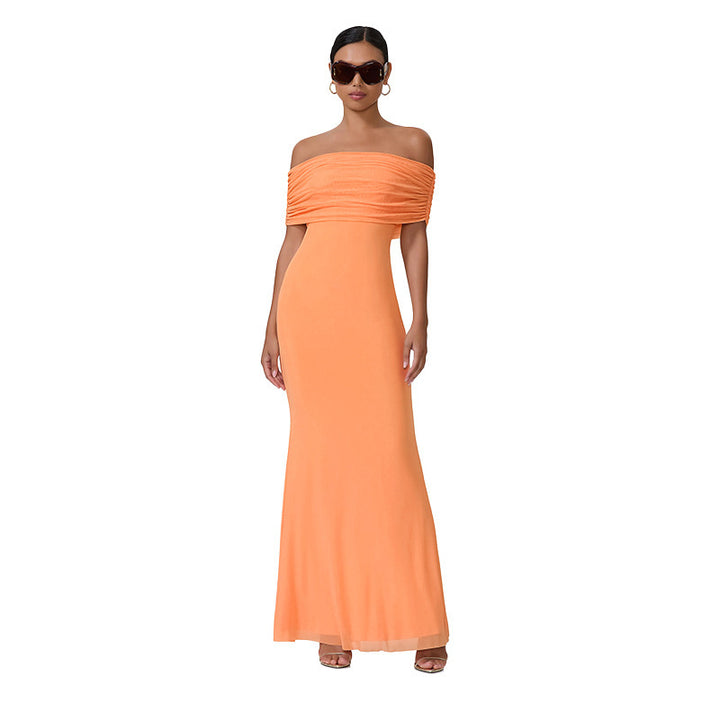 Elegant aftenkjole til kvinder med off-shoulder design Stilla