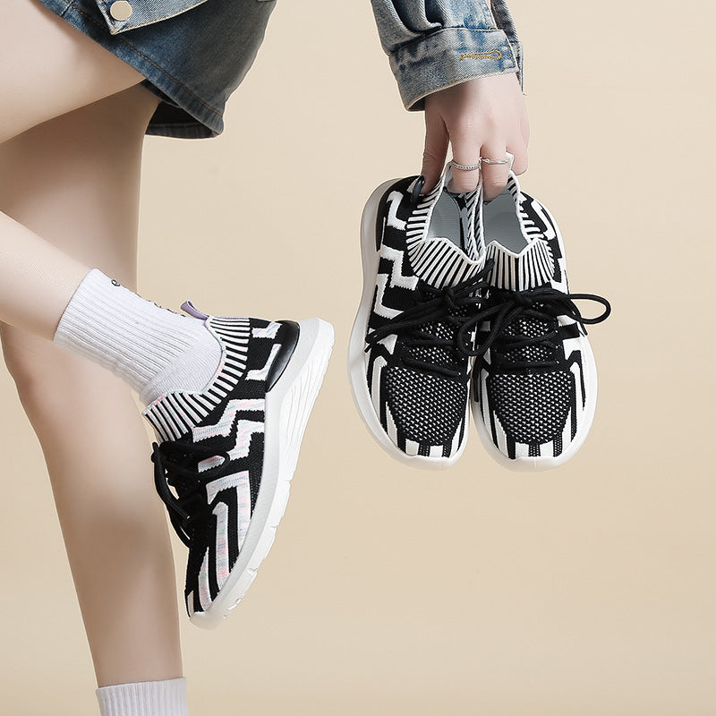 Dame Sporty Socken Sneakers med innovativt strikdesign og ultralet såleprofil Stilla