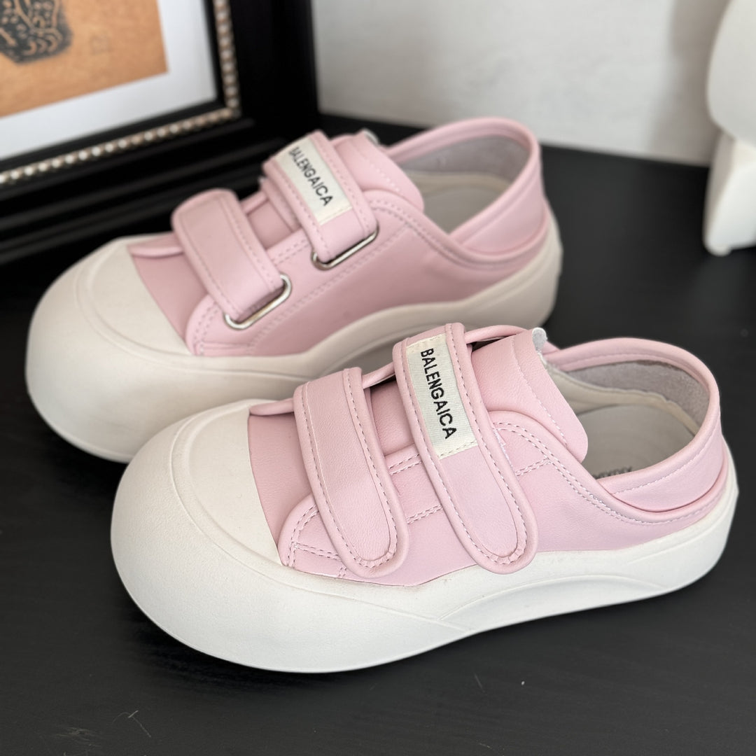Dame Sneakers i stilfuldt design med velcro og komfortabel sål Stilla